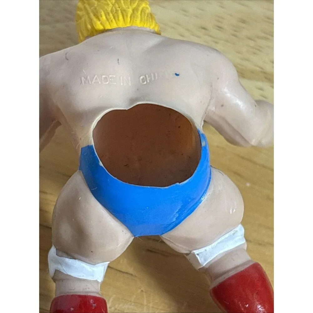Lot Of 2 KO THUMB WRESTLER Action Figure Hogan 1980s Vintage Wrestling Figures